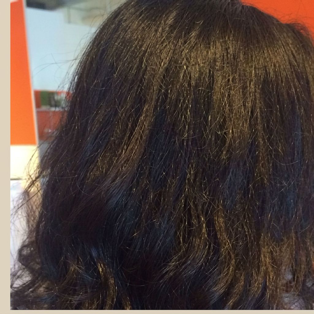 Curls & frizz before and after switching to filtered shower water — after